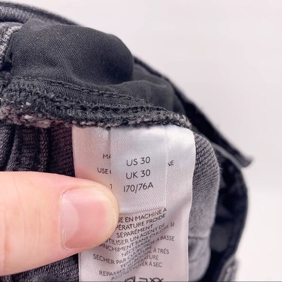 BDG Dark Gray 90s Bootcut Jeans Size Women’s Size 30 - Picture 10 of 11